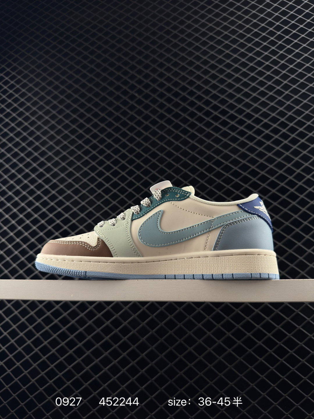 Travis Scott x Air Jordan 1 Low